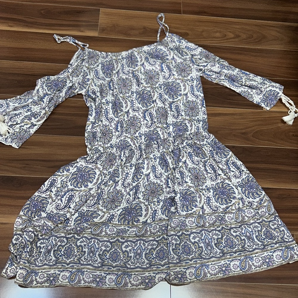 Large American Eagle cold shoulder lightweight dr… - image 4